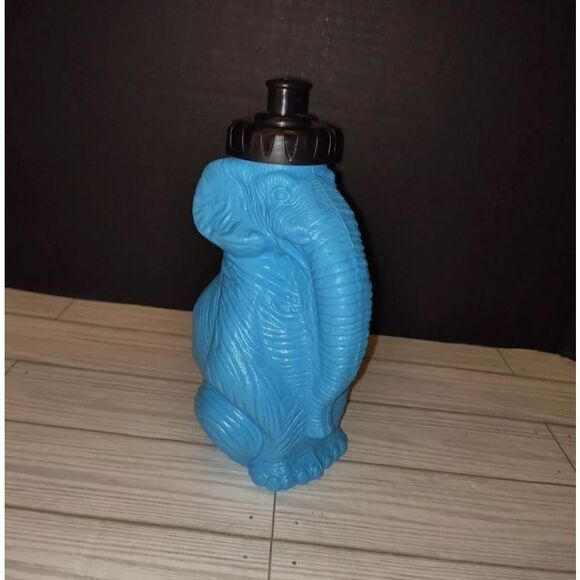 Vintage Circus Blue Elephant Blow Mold 32oz Water Bottle Made In The USA CA - Picture 9 of 9